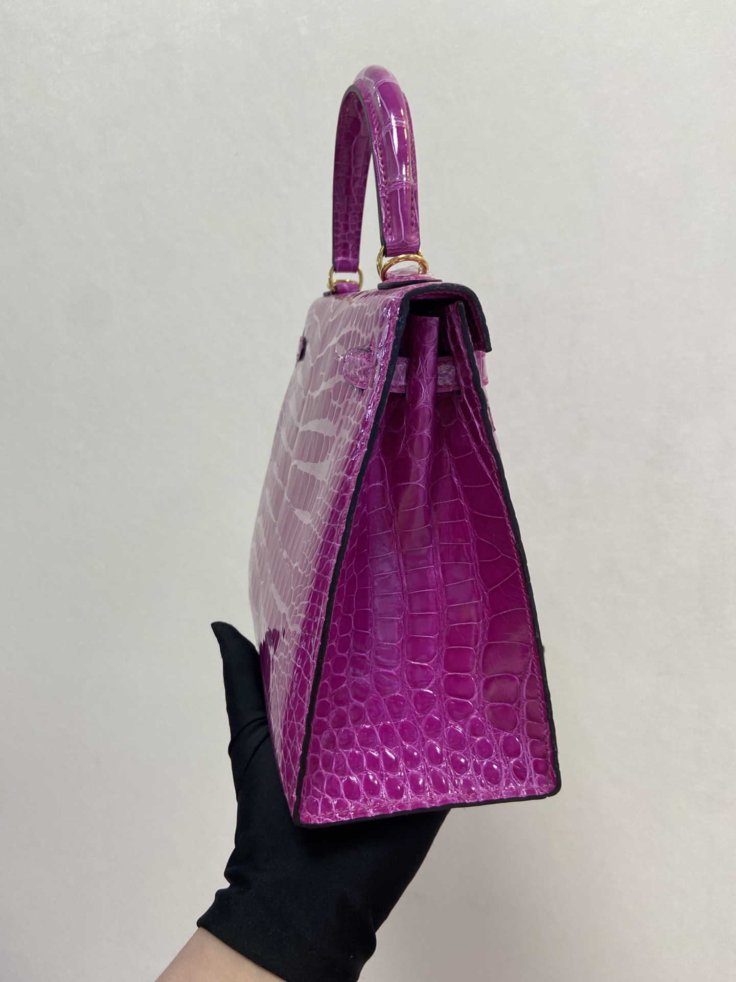 Hermes Kelly 25cm Handbag Shoulder Bag In Purple Shiny Crocodile Niloticus Leather